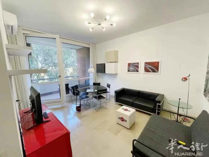 微信milanzufang001🏡🏡【米理bovisa 学区房，步行到米理】