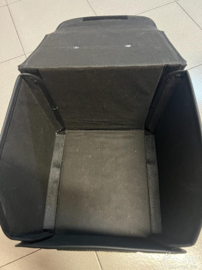 有很多储藏盒，￼有大有小，价格便宜.3338277378