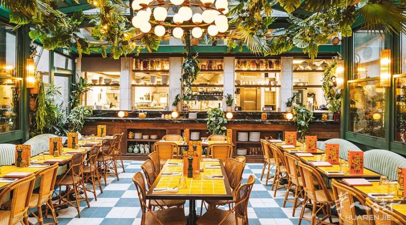 外省投资 bar pizzeria brasserie，员工都在，只需管理