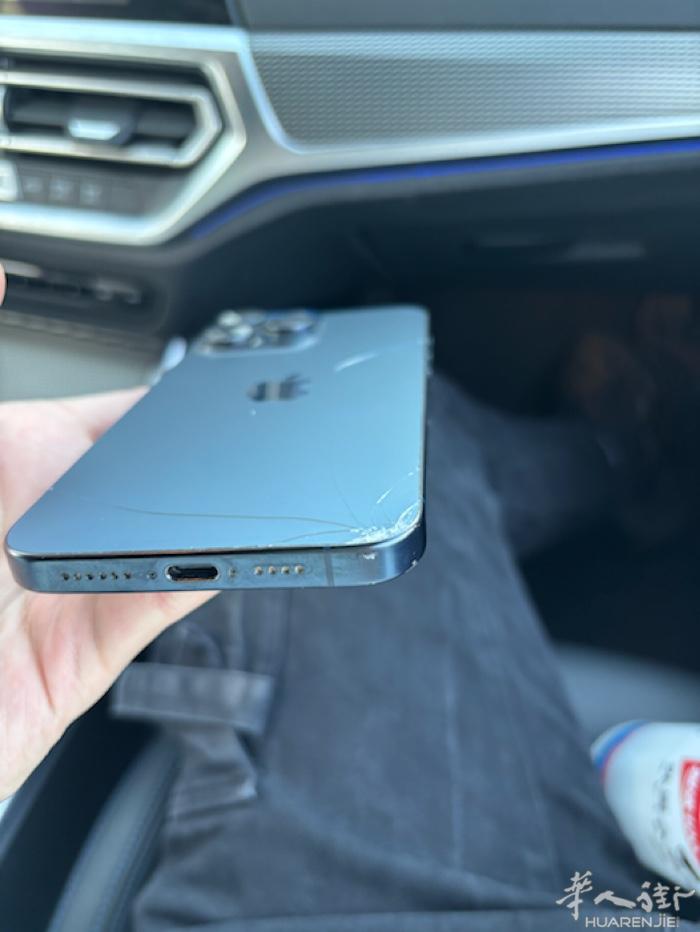 出自用15pro max 国行双卡 可小刀