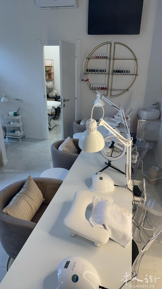 威尼斯Treviso 招熟练中工大工要熟练 2600-3500.4/6分 初级中