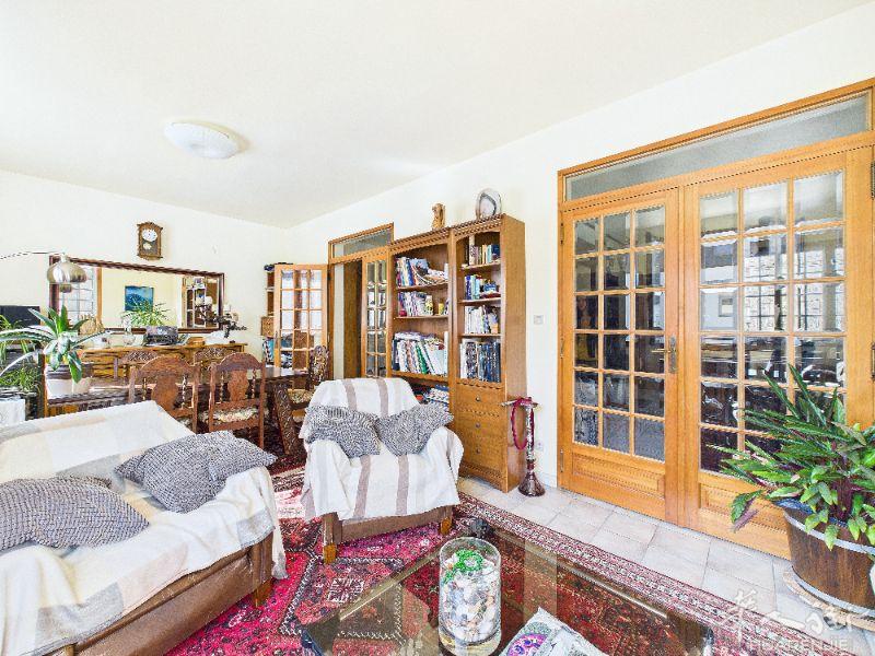 A vendre Maison familiale avec jardin et garage de 169m2 à 500m de villejuif Louis aragon ligne 7