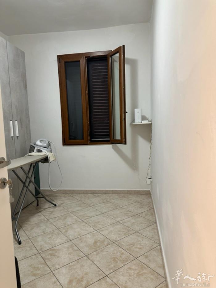 prato via filicaia （老凯悦附近），小型落地房出售，全新装修，