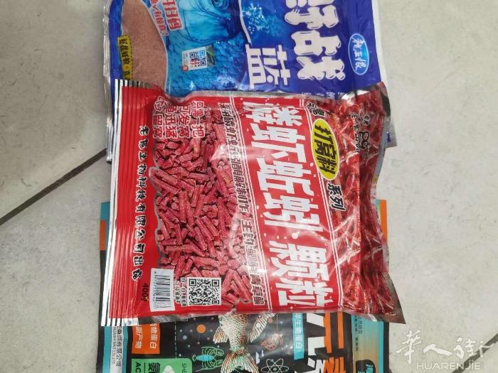 新到各种鱼食，保证正品，都还有一年多的保质期，国内渠道货源，假一罚十，全欧网最低