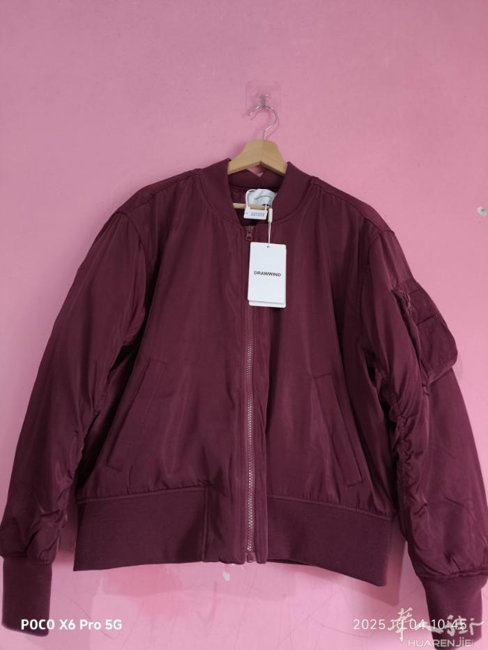 米兰出全新酒红色棒球棉服外套