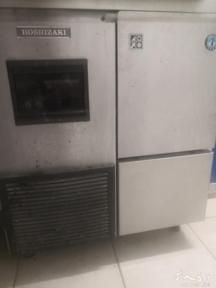 92区ANTONY有一台打碎冰机器,24小时可以打冰48公斤，便宜出售。8成新。