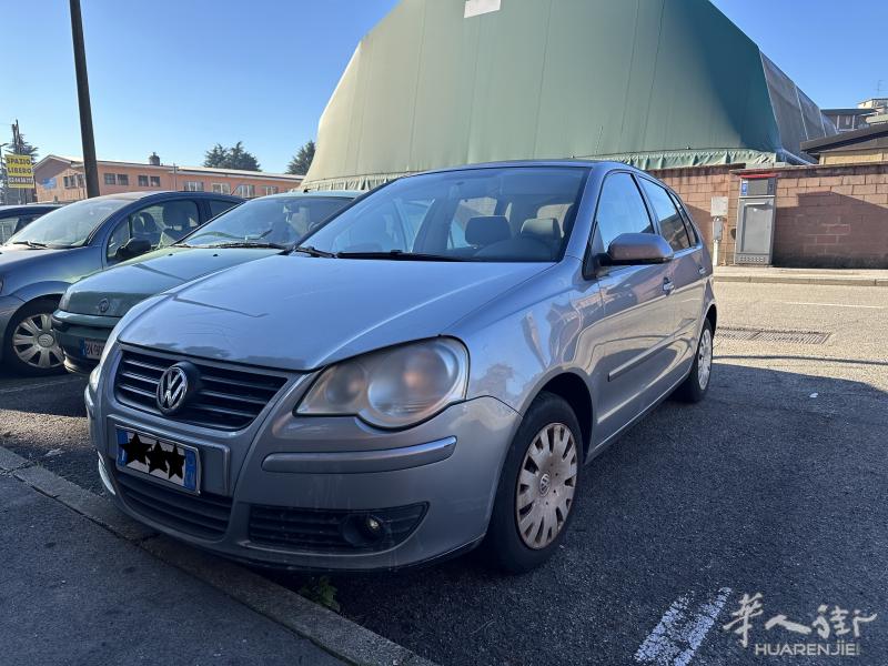 VOLKSWAGEN Polo 4a serie-