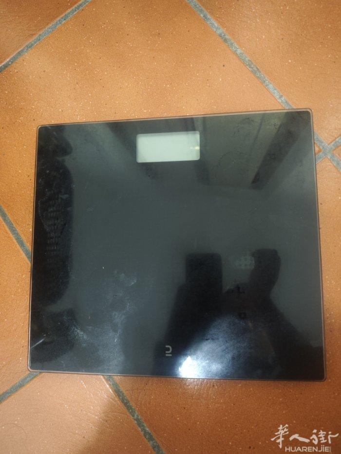 出售个人闲置体重秤 液晶显示，几乎全新