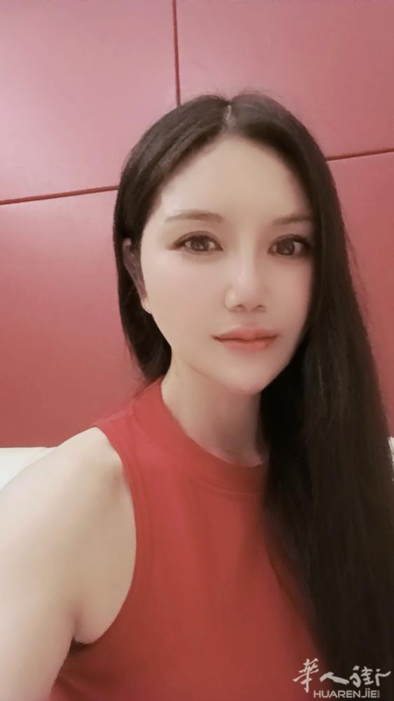 本人浙江人，在中国从事医美行业多年，整形医院工作六年，刚来意大利，没有居留，会做