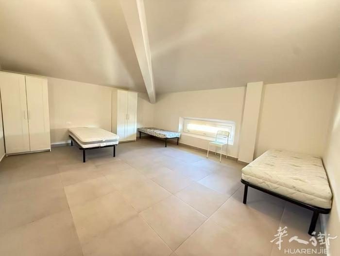 poggio a caiano两室一厅出租厅独立全新装修带家具房租1300包括物