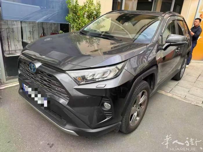 代卖丰田大越野 TOYOTA RAV4 Hybride 222ch AWD-i