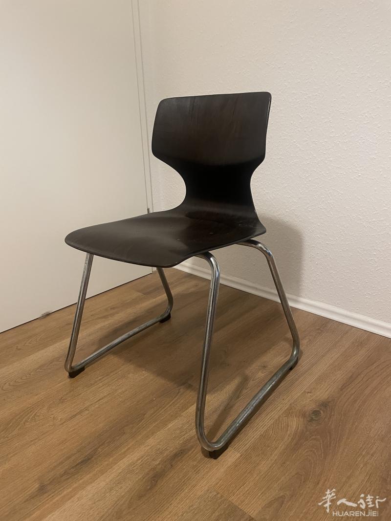 50€ 品相很好的FLÖTOTTO工业风座椅，工业