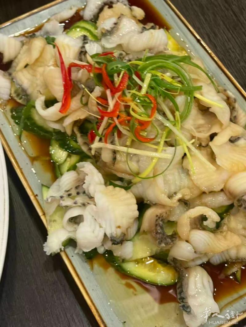 达姆施塔特，点餐馆招聘送餐司机一名，要求有驾照有车，有意者来电，01631431211