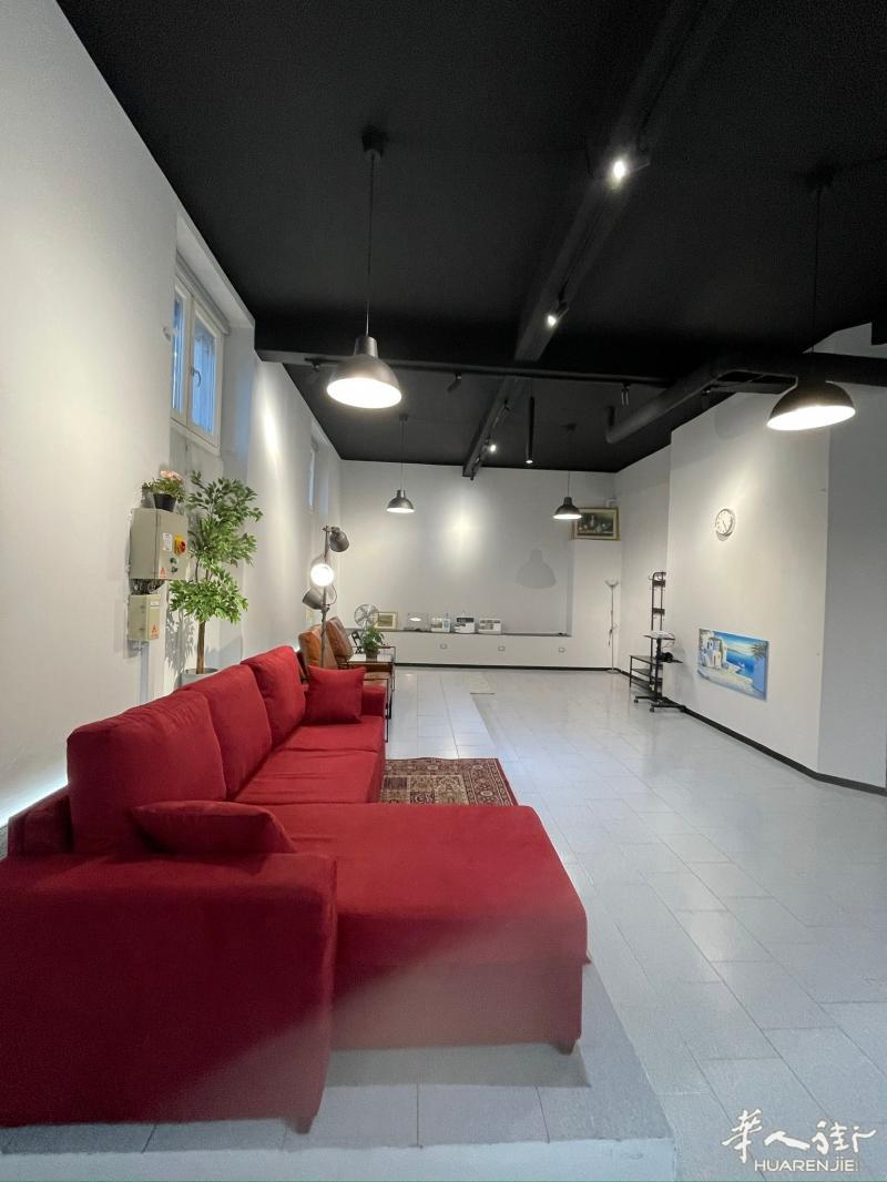 https://att.huarenjie.com/attachment/information/20251012/1760213811940424.jpg