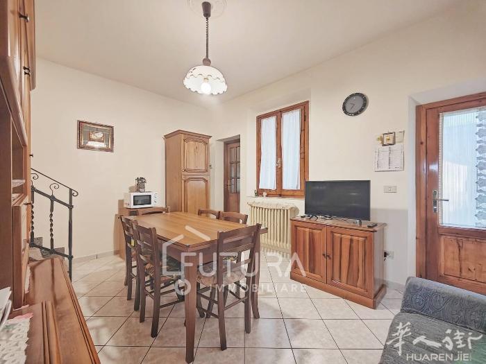 独立屋出售 Campi Bisenzio (FI) La Villa - Via