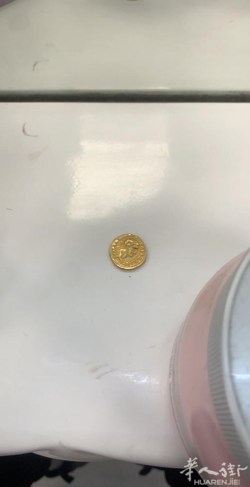 金币，偶尔所得一枚金币有懂行的吗