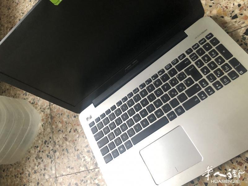200出售一台ASUS笔记本 英特尔酷睿 i7-6500U 12GB RAM 1000G硬盘 win11系统