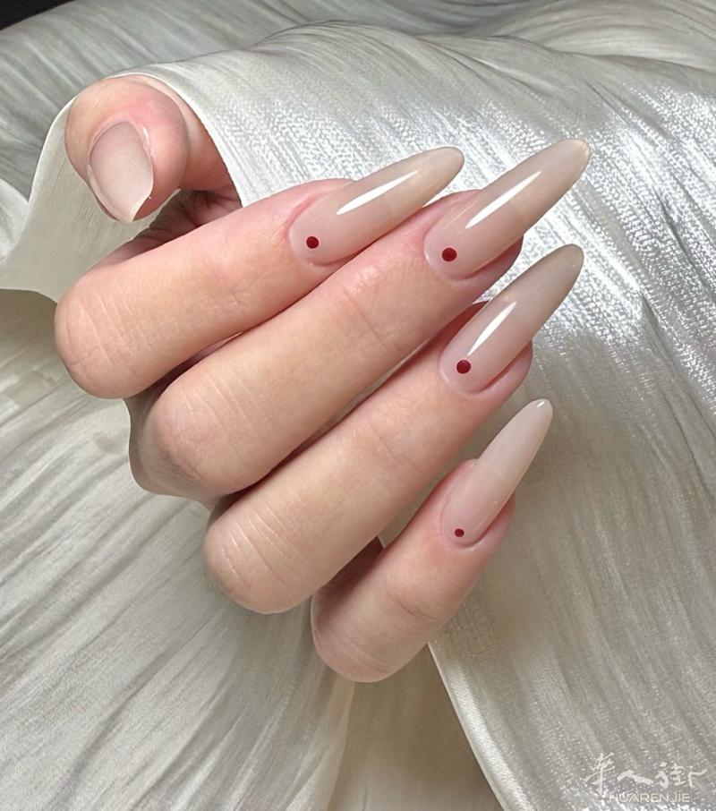 B线理发带美甲店招聘理发洗头工.美甲中工.美甲学徒