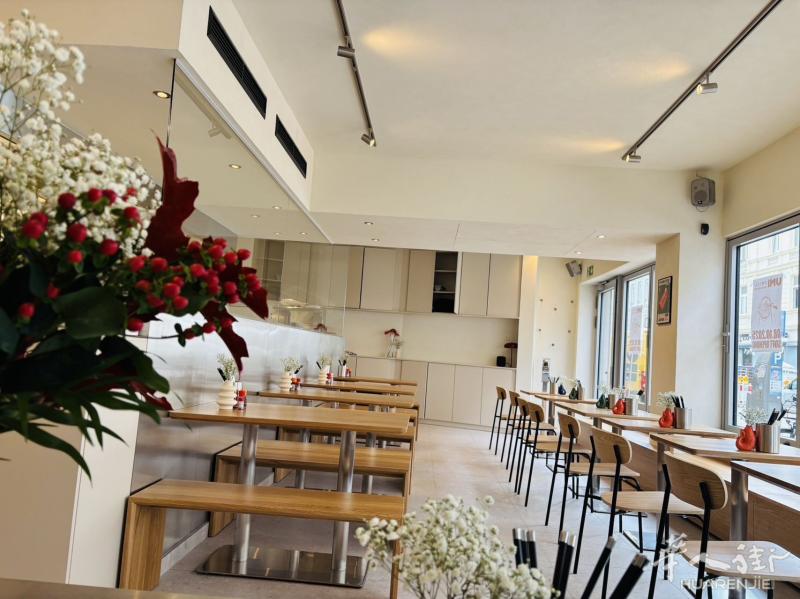 慕尼黑市中心诚聘厨师联系方式01735929299