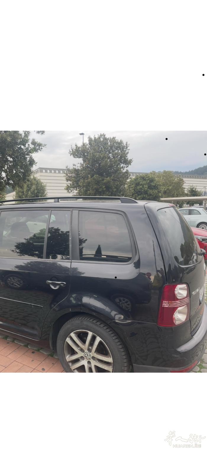因为有闲置的车。本车七座刚做报养。刚换4个轮胎。前两轮刚换刹车片。年审刚做完