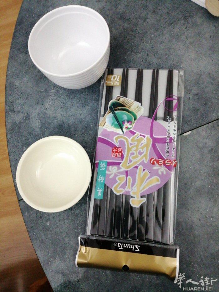 日本餐碗，筷，小碟，盘，大船，汤碗等。