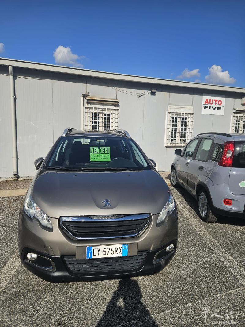帮意大利人出售一台 PEUGEOT 2015年汽油车 已行驶公里160.000  售价€6.000,00