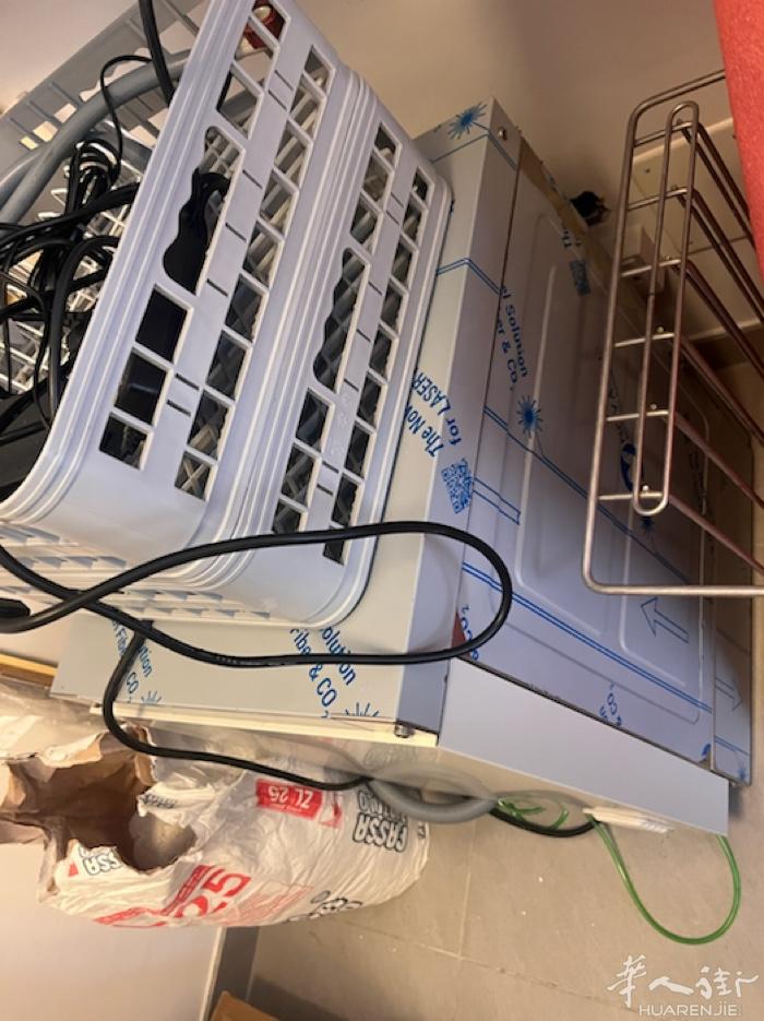 出一台洗杯机9.9新有意者联系