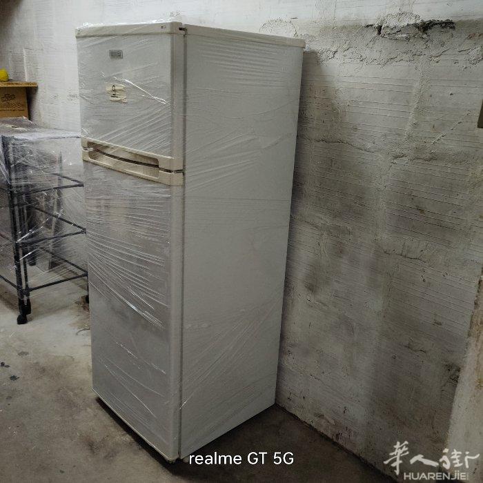 二手冰箱，七成新，高1,44, 宽55，深55