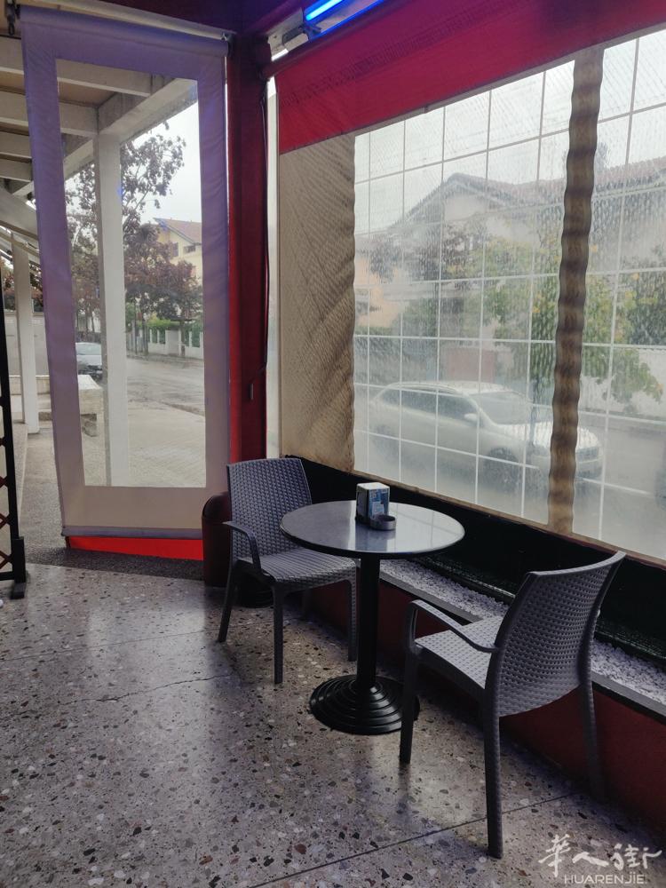 Pordenone 出售酒吧  私人电话☎️3505857434  Viale