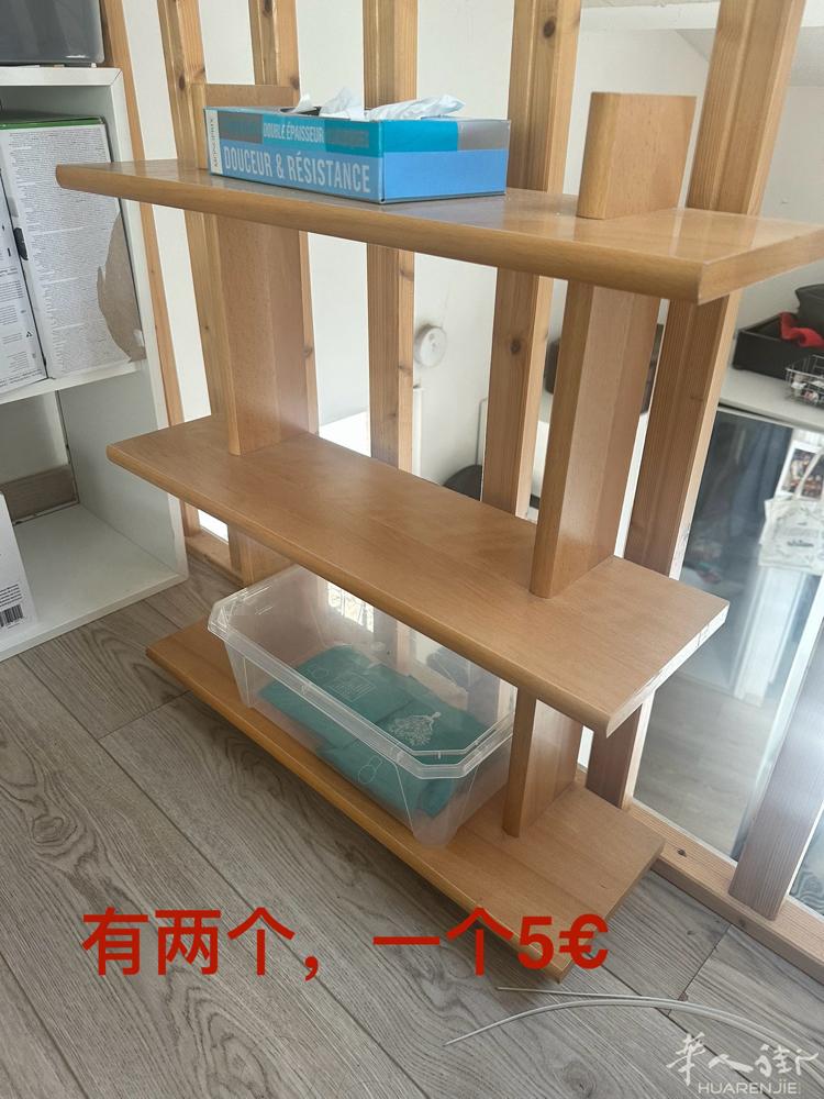 便宜出很多家具，上门自取，请短信联系我谢谢