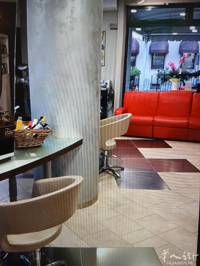 意大利人卖理发店 请用意大利语联系 Vendo salone di 60mq c