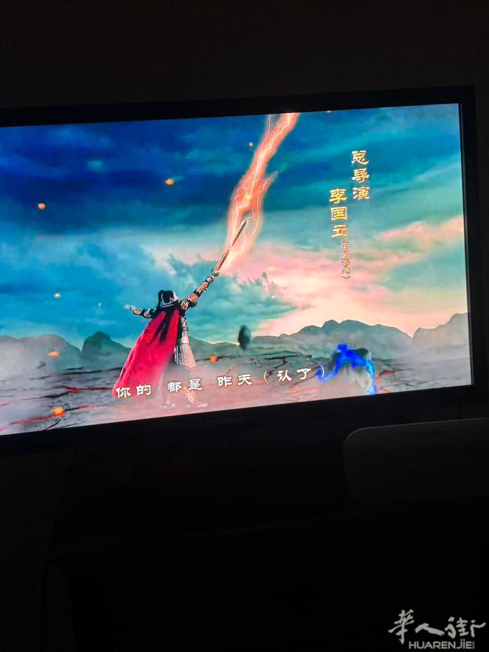 出三星 Samsung 28寸电视机/显示器 接近全新 基本闲置 使用时长不超过