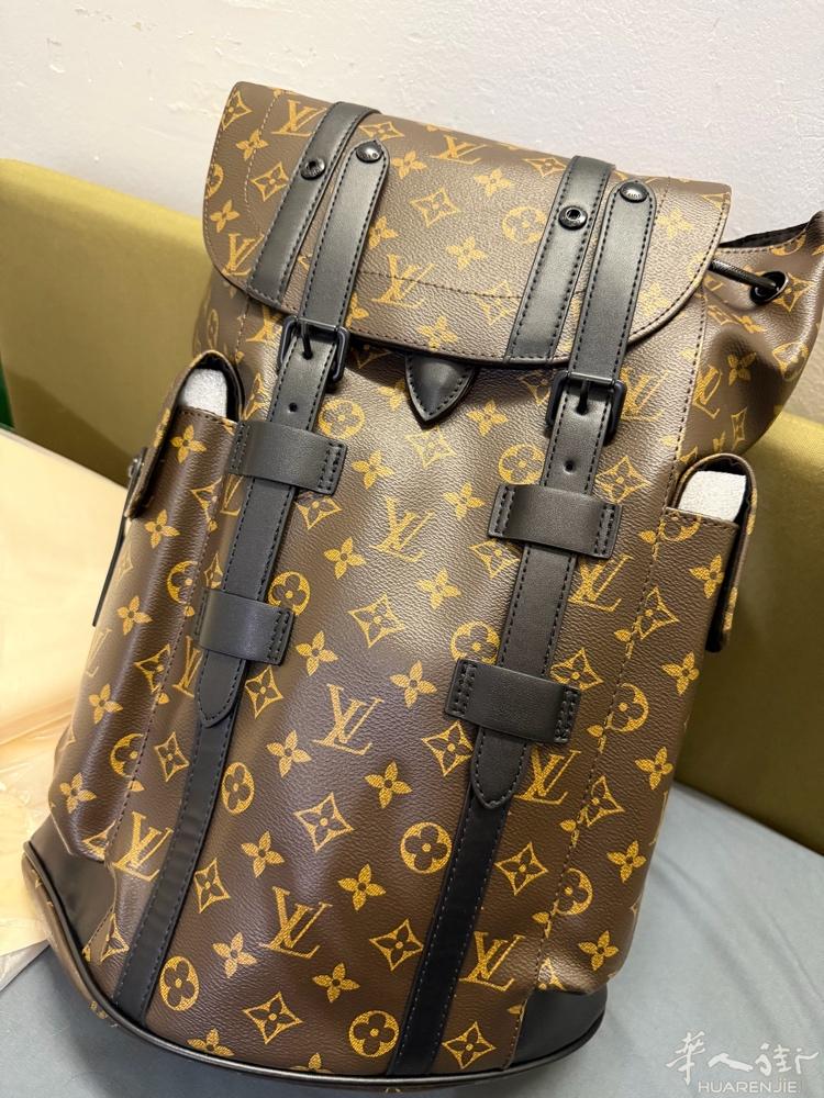 LV 老花双肩背包！顶级一比一品质A货！小巴黎现货马上可以取！240欧元超级便宜