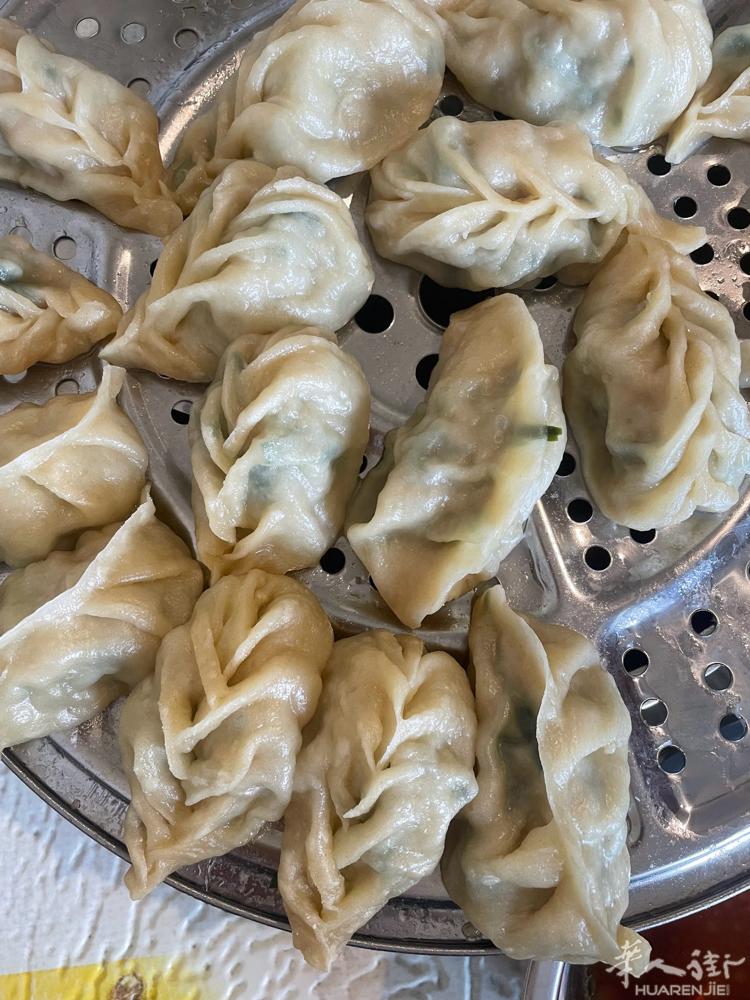各种馅的饺子，生的熟的都有，可送