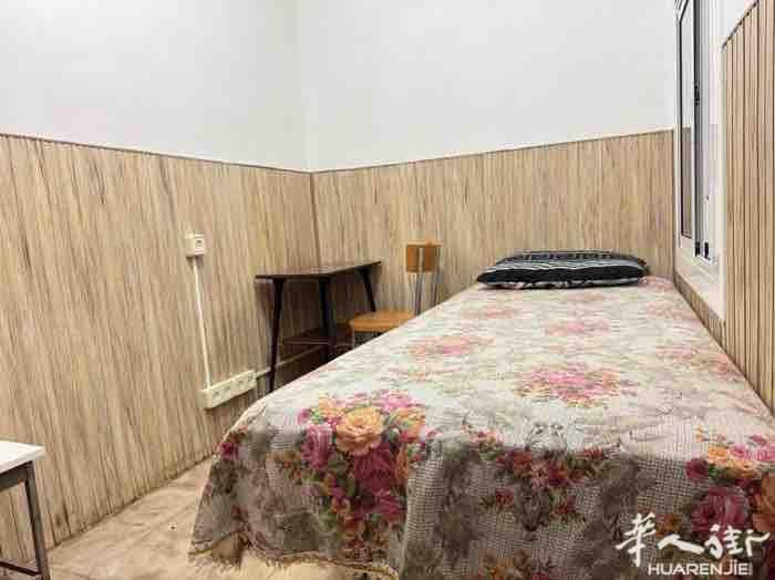 B a ce lon单人间出租，住家人少，安静，附近有超市、药店，健身房，还有吃