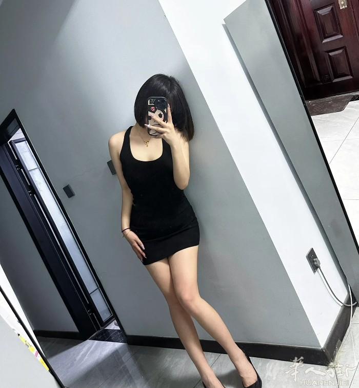 诚聘正规美女技师，要求年龄35左右五官端正，按摩手法专业，会采耳  刮痧   拔