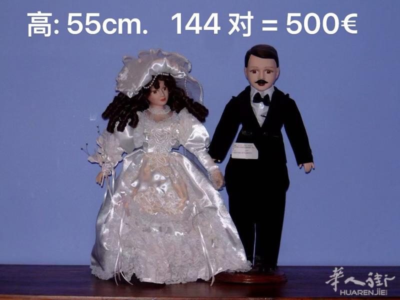 清仓 ， 大清仓 。  在 LOUVRES 95380 ， 自取。  有意者请电