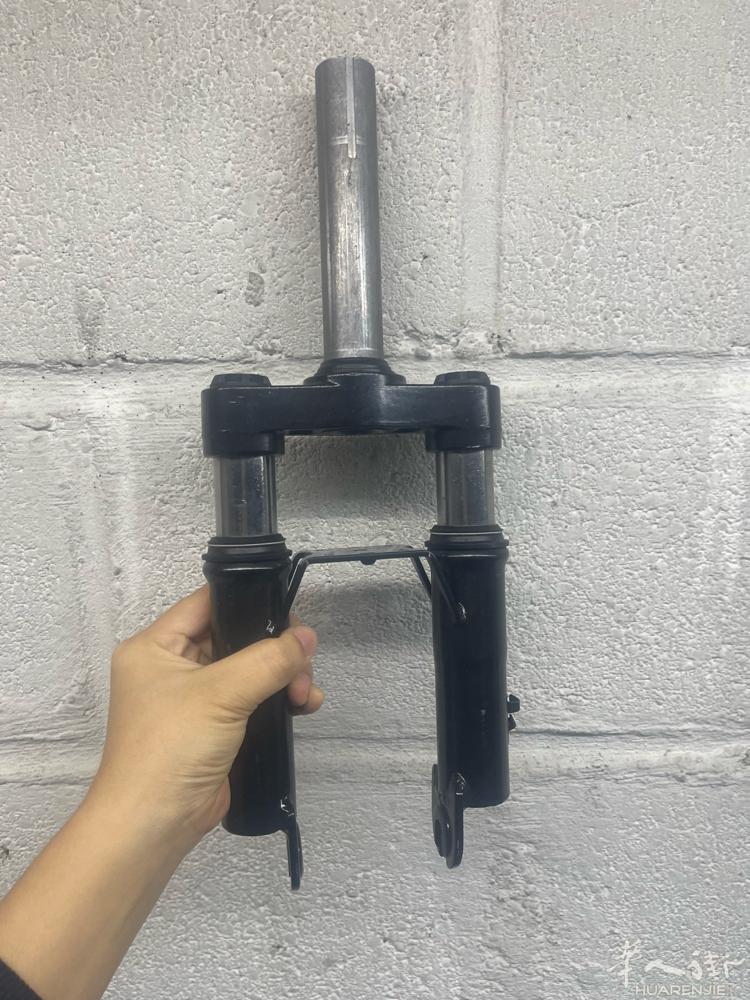 减震器 有需要的 特价 30€ 拿走 ☎️0627553149