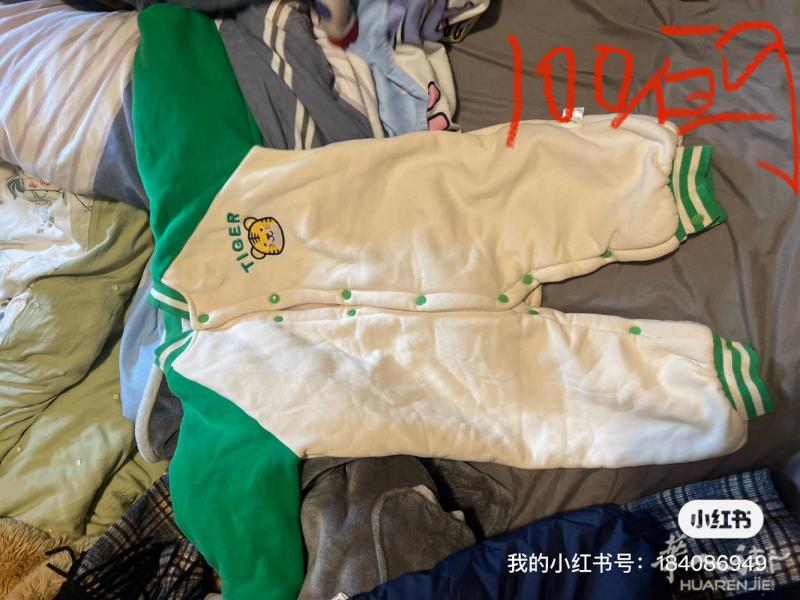 米兰 领事馆 附近。二手 全新闲置。 购买图二可以送图一   图二全新没有过。很