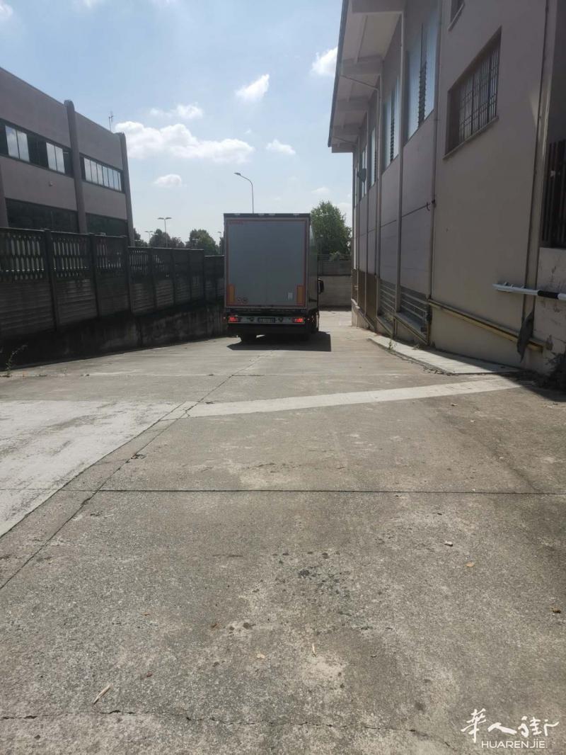 https://att.huarenjie.com/attachment/information/20251102/1762094327588758.jpg