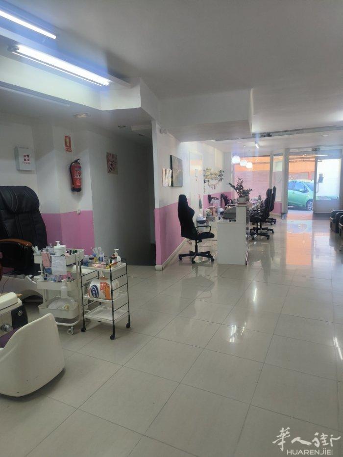 马德里5路地铁美甲店出兑 马德里，美甲店出兑 十几年老店，有正规营业执照 甲油胶