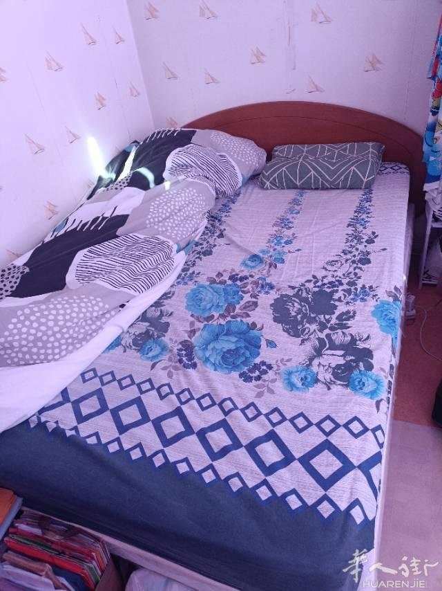 13区家具出售，因为要搬家所以便宜处理，有冰箱，洗