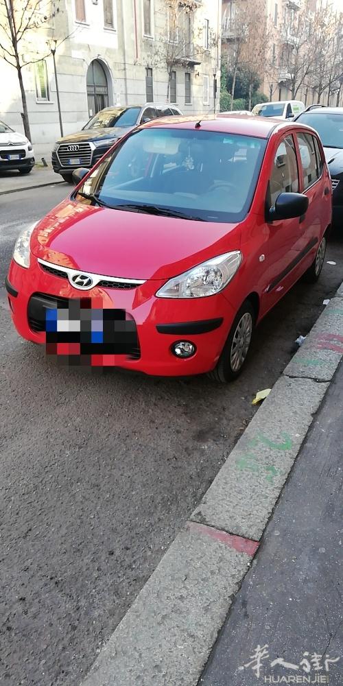 09年HYUNDAI   i10  11万3千公里 无事故，2800欧，过户和其