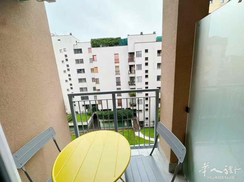 微信milanzufang001 小户型一室一厅一阳台（正规合同）（🛋️客厅沙