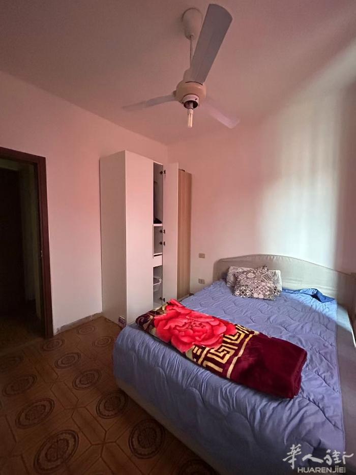 米兰出租，近红/绿线地铁， 区域(LORETO)  地址：via Padova