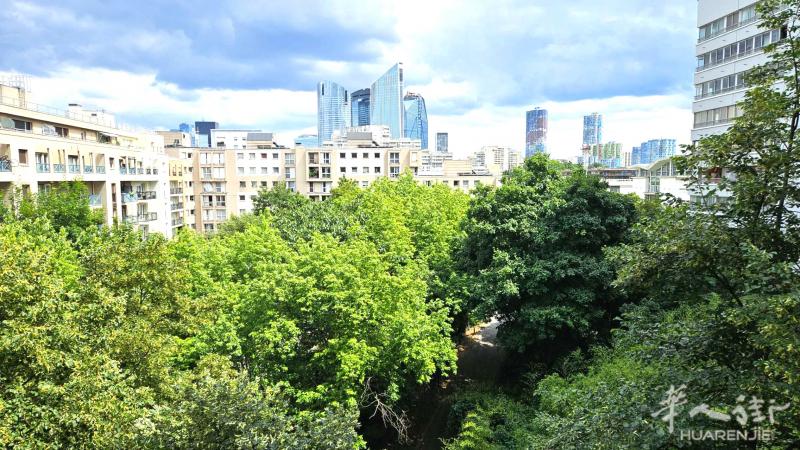 巴黎Nanterre Pré地铁口公寓分租640欧一间｜限女生