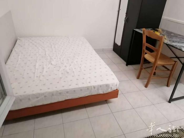 黎94别墅区，18平方studio出租，650欧包水电（一押一租），独立厨房卫