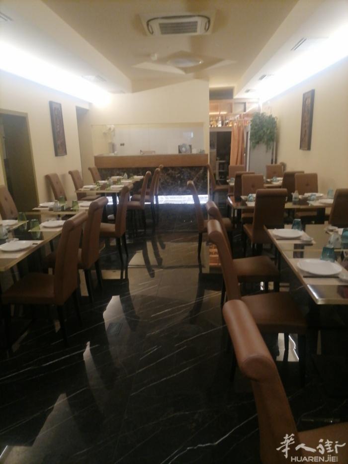 金龙餐厅drago d'oro Ristorante，店面转让，地址：via S