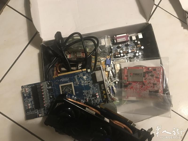 一堆电脑原件 升级换代下来的