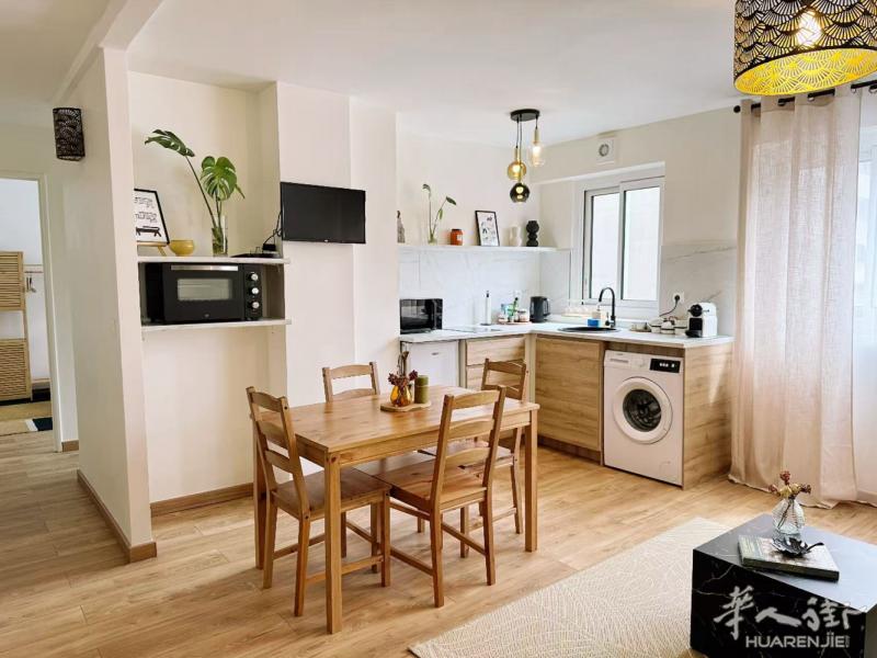 已租 92 vanves 富人区两室一厅合租。  出租位于巴黎南部92省Vanv